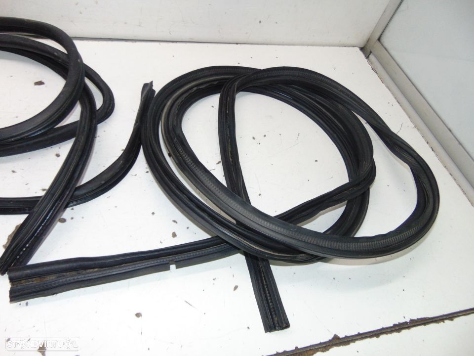 Ssangyong korando 601 borrachas - 4