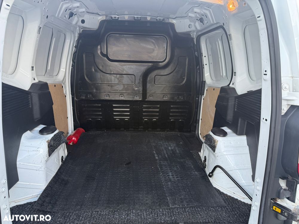 Ford TRANSIT-COURIER - 24