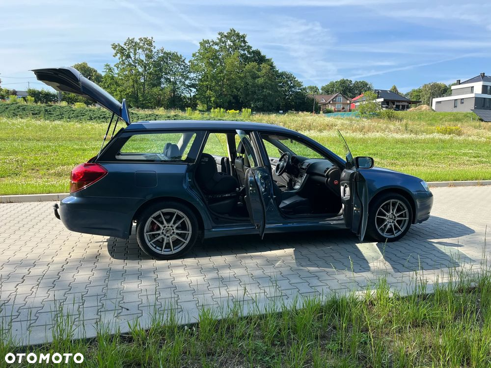 Subaru Legacy - 10