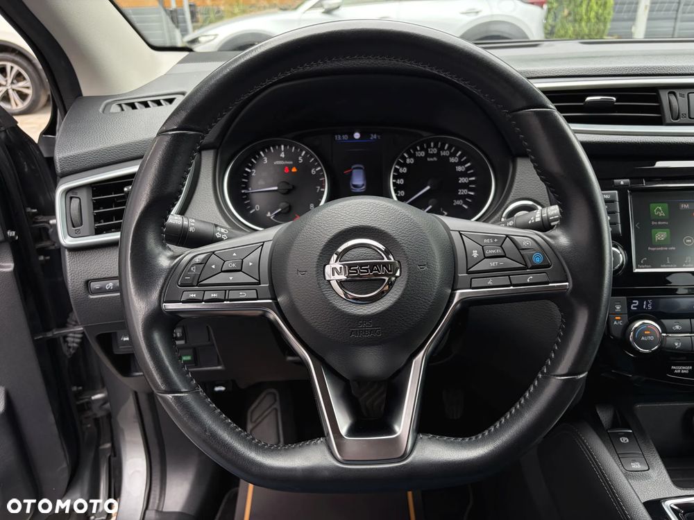 Nissan Qashqai 1.3 DIG-T DCT TEKNA - 22