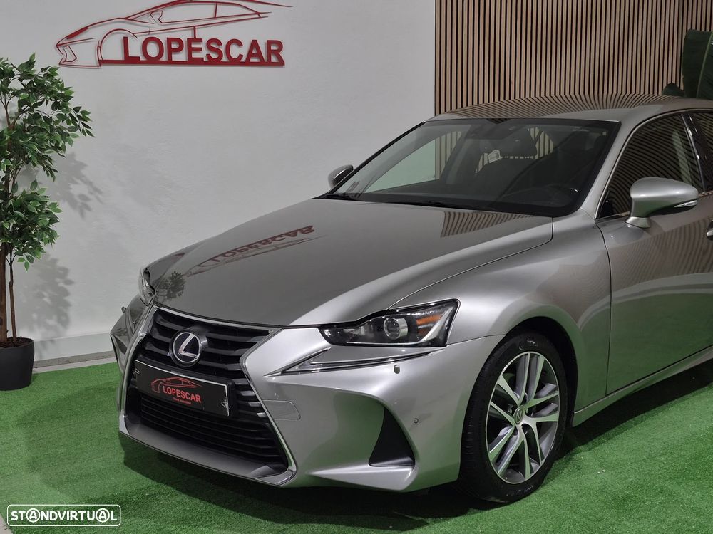 Lexus IS 300H Executive - 2