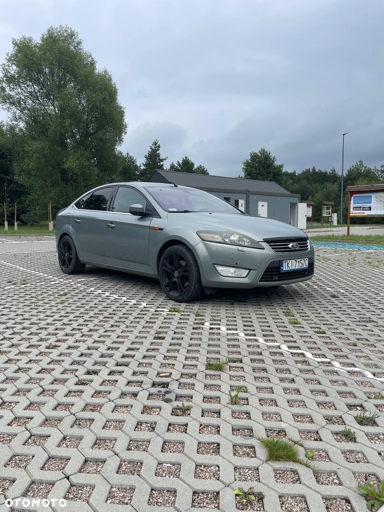 Ford Mondeo 2.5 Ghia - 2