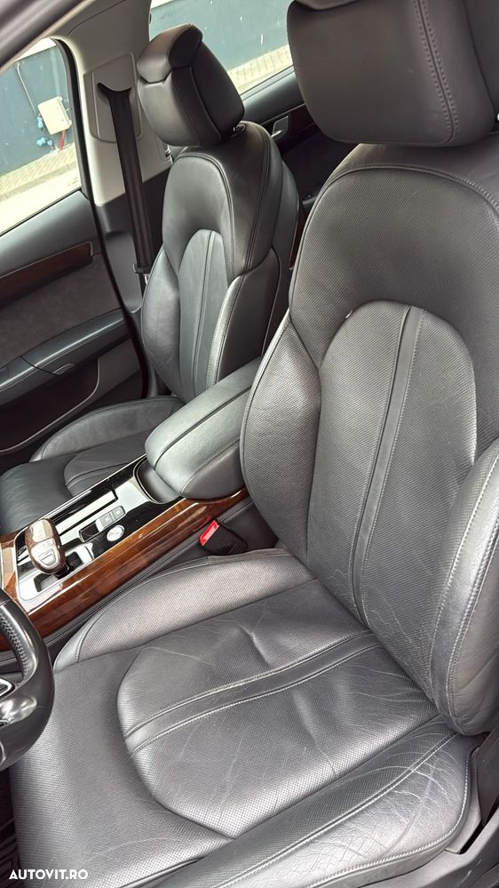 Audi A8 4.2 TDI DPF (clean diesel) quattro tiptronic - 8