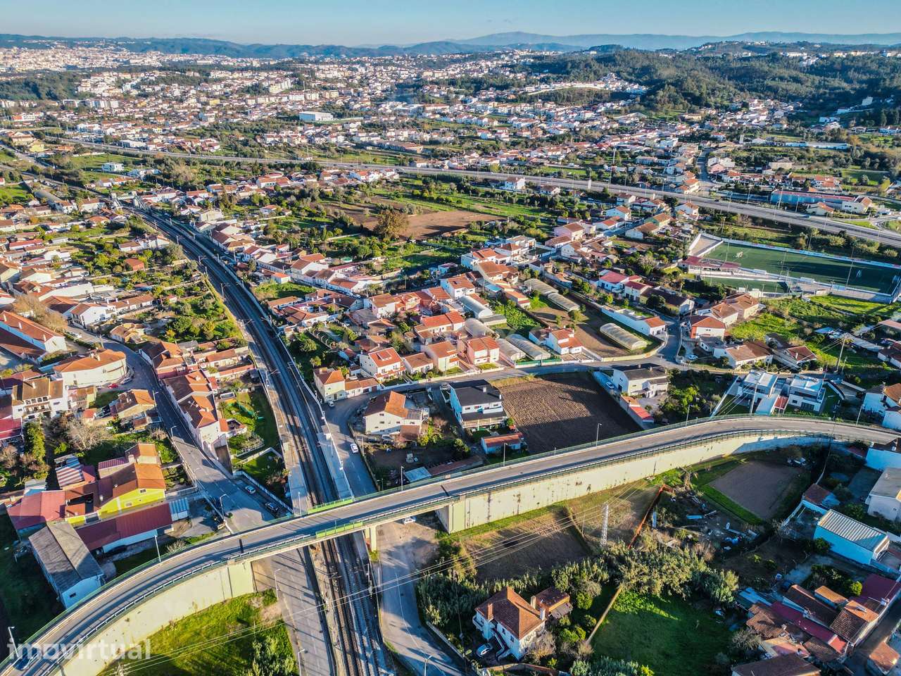 Terreno para construção com 645m2 nos Casais do campo em Coimbra - Grande imagem: 4/10