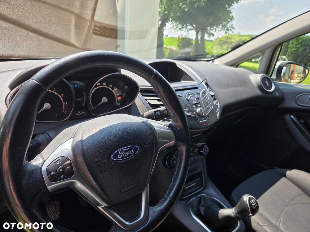 Ford Fiesta - 5