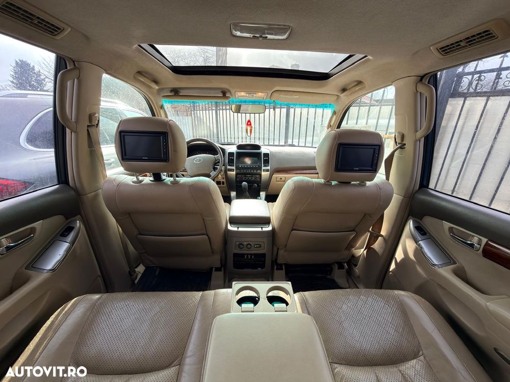 Toyota Land Cruiser 3.0 TD-4D Executive - 2