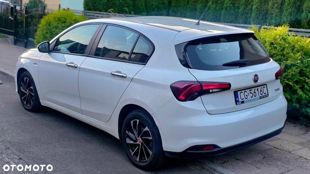 Fiat Tipo 1.6 MultiJet 16v Lounge - 10