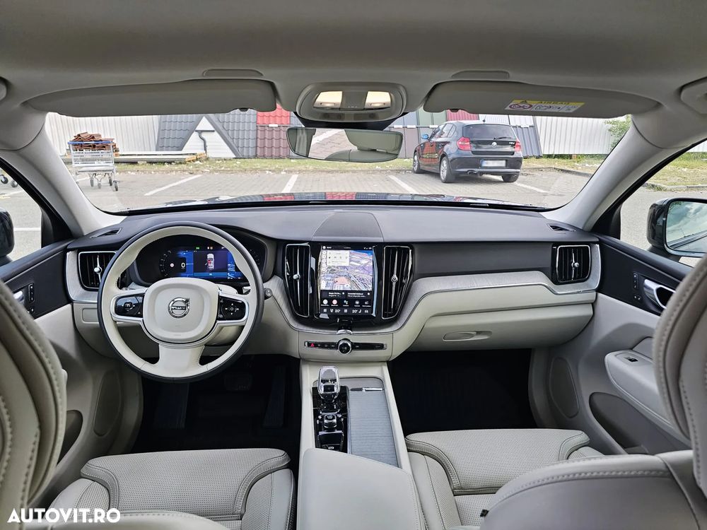VOLVO XC60 2024 — imagine 6