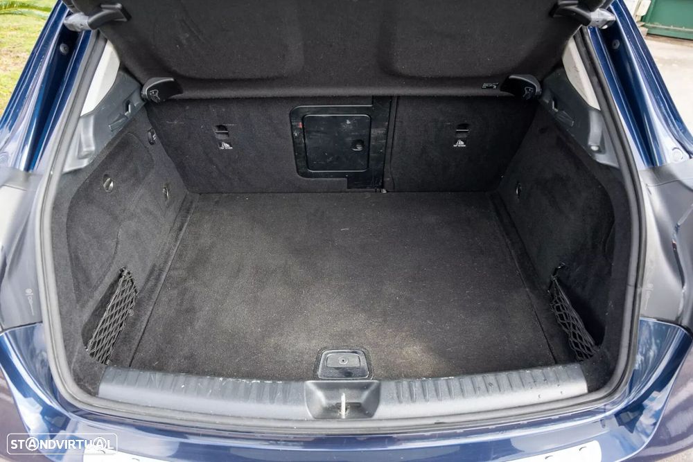 Mercedes-Benz GLA 180 - 20