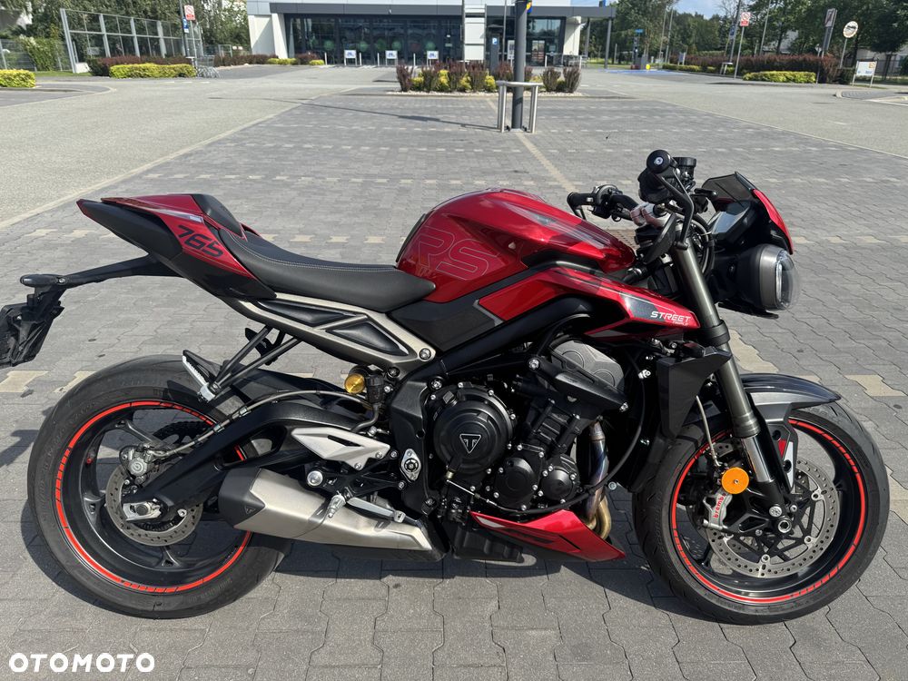 Triumph Street Triple - 6