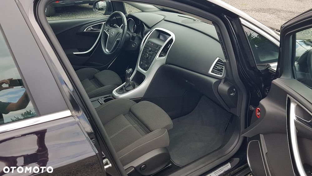 Opel Astra 1.6 Turbo Edition Sport - 25
