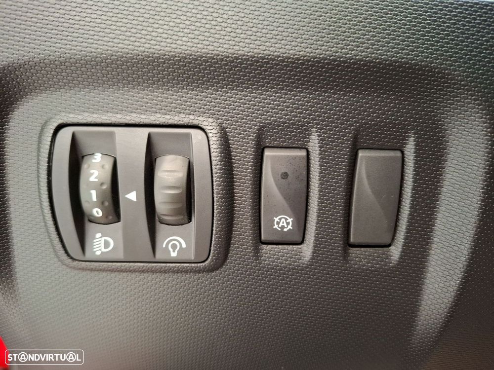 Renault Captur 1.5 dCi Exclusive - 21