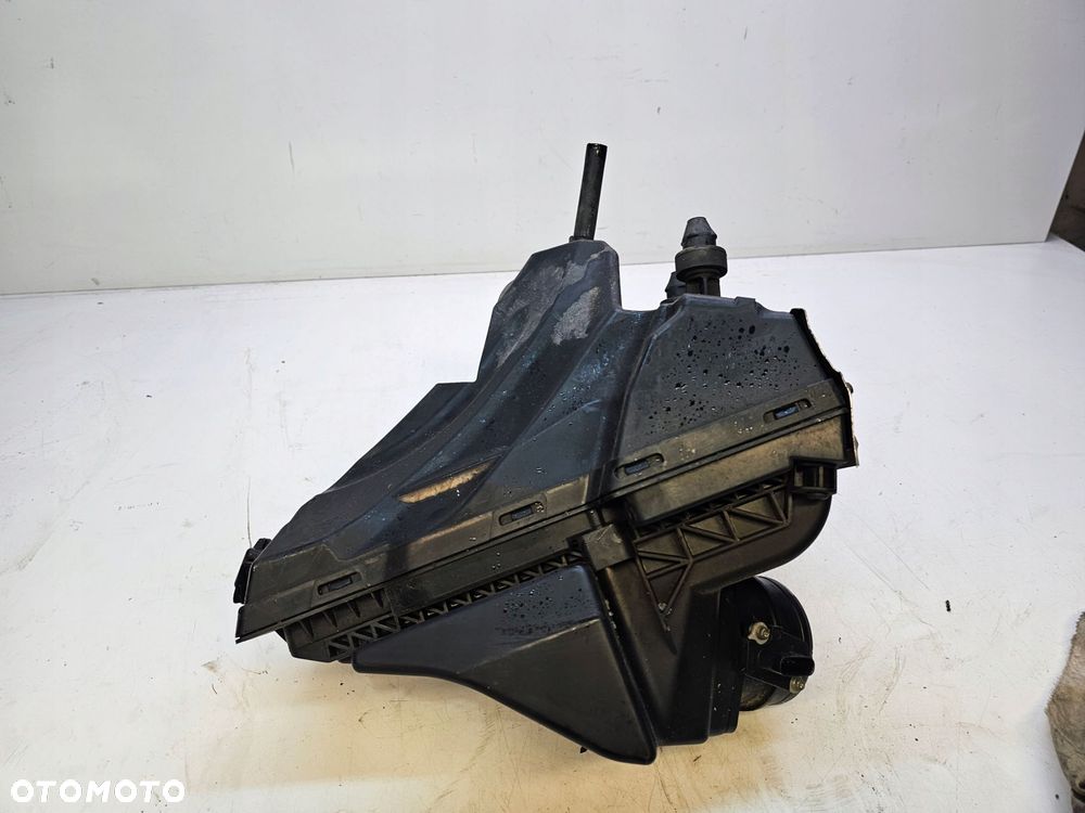 OBUDOWA FILTRA POWIETRZA AUDI A4 B8 A5 8K0133835AB - 5