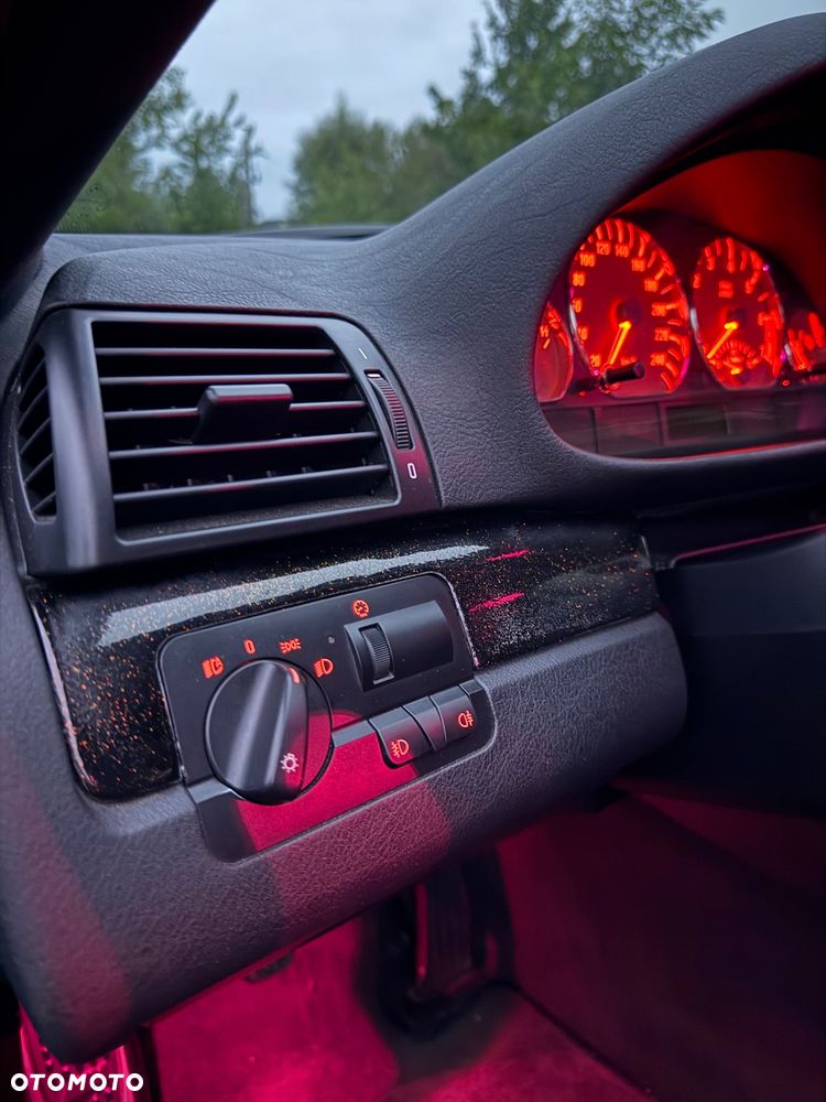 BMW Seria 3 320Ci - 21