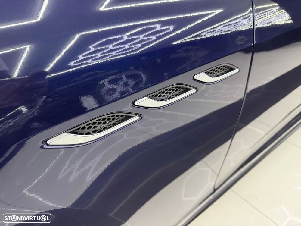 Maserati Ghibli 3.0 V6 GranLusso — fotografia 22