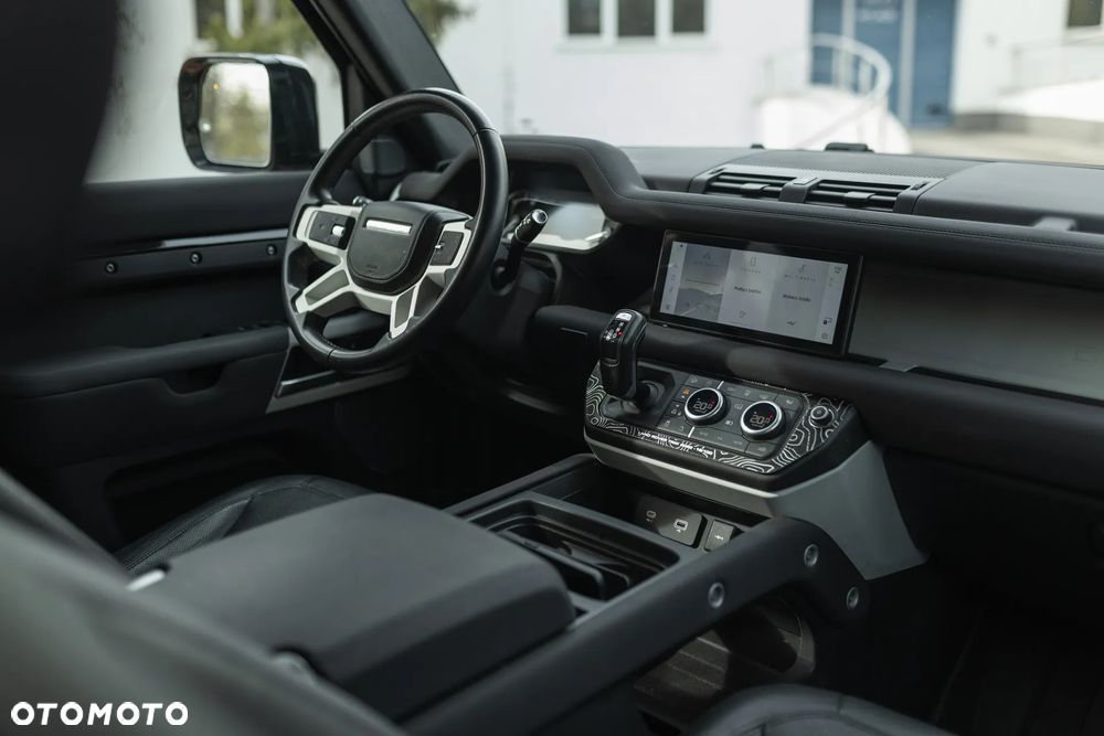 Land Rover Defender 110 P300 S - 18