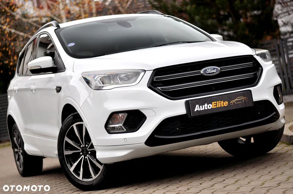 Ford Kuga 1.5 EcoBoost 2x4 ST-Line - 2