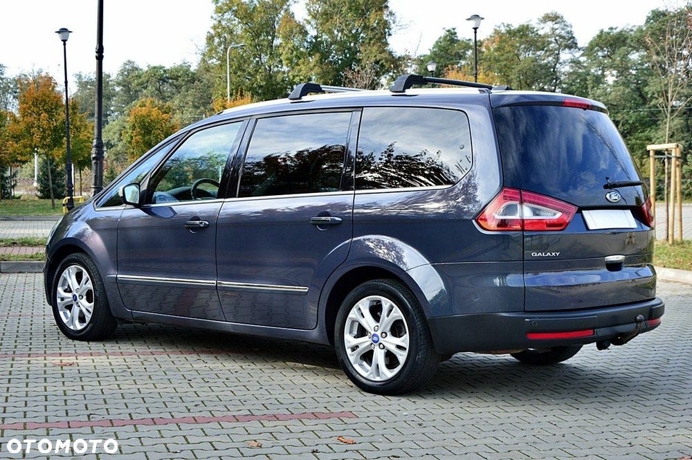 Ford Galaxy 2.0 TDCi Titanium - 17