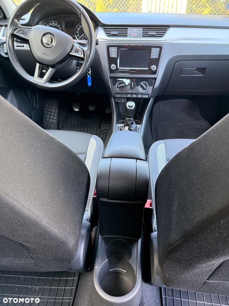 Skoda RAPID - 23