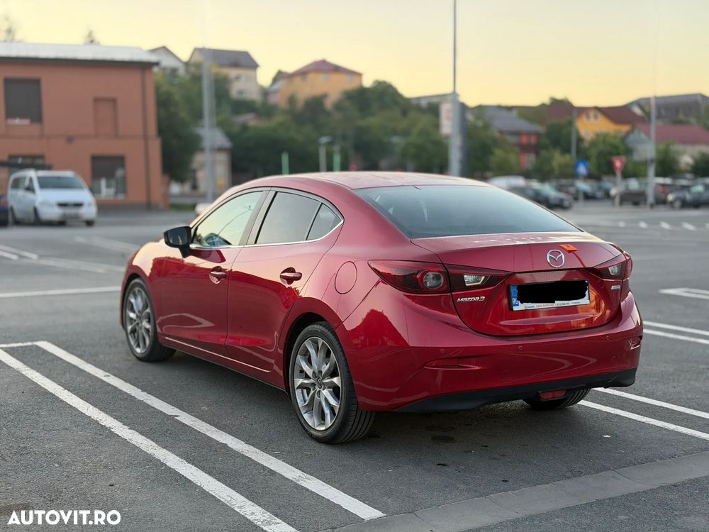Mazda 3 G120 Revolution - 8
