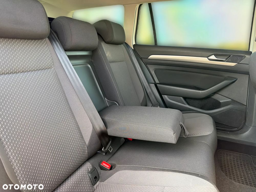 Volkswagen Passat 1.5 TSI EVO Essence - 15