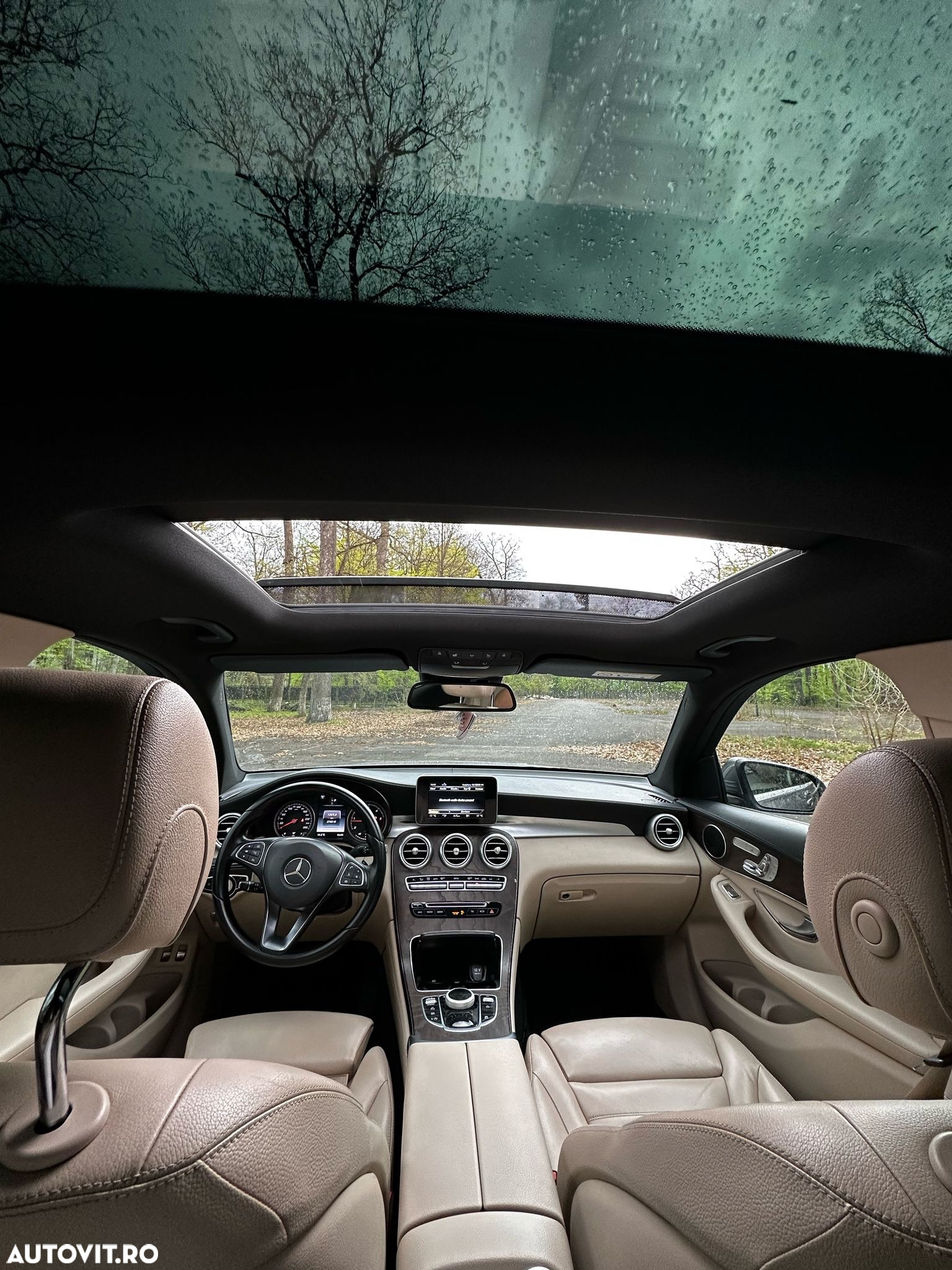 Mercedes-Benz GLC - 7