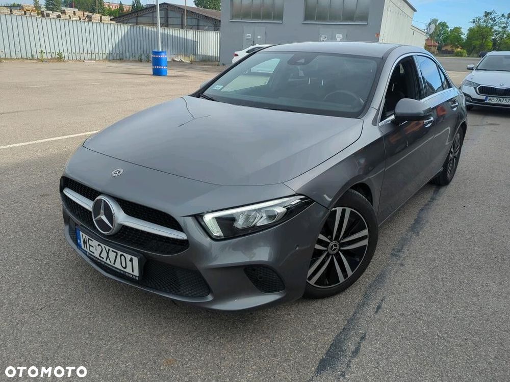 Mercedes-Benz Klasa A 180 Progressive 7G-DCT - 3