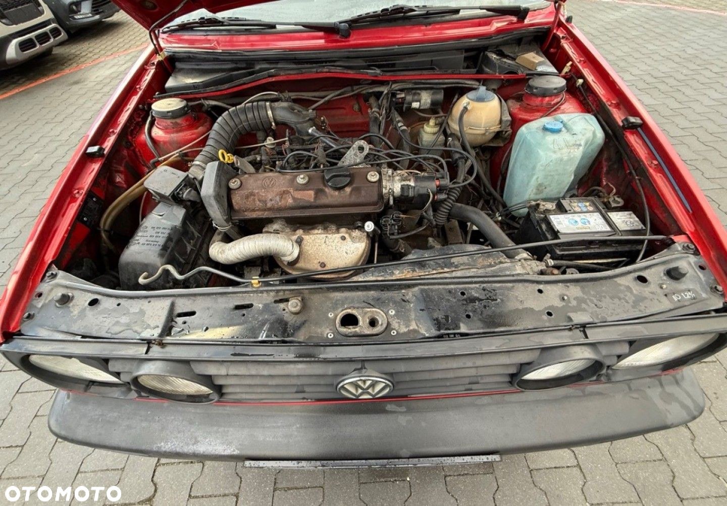 Volkswagen Golf - 10
