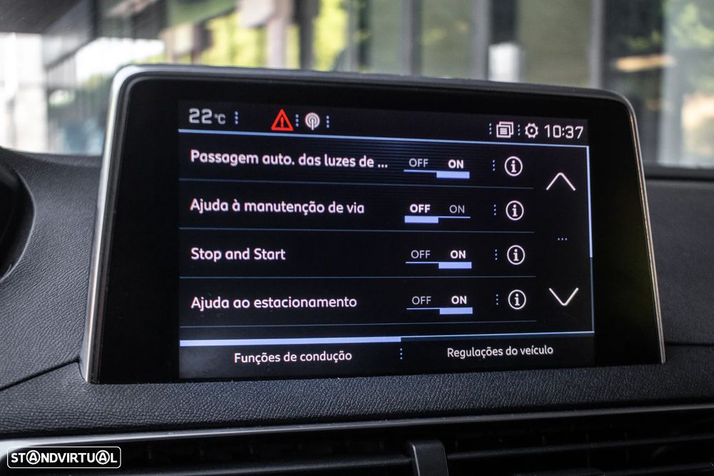 Peugeot 3008 PureTech 130 Stop & Start GPF EAT8 Allure - 36