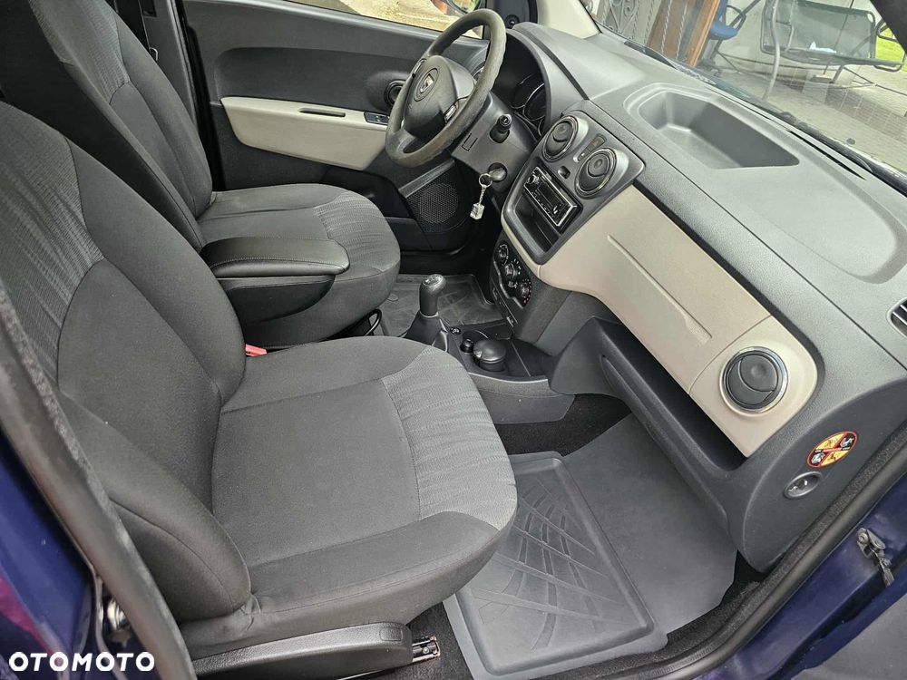 Dacia Lodgy 1.6 MPI 85 Prestige - 4