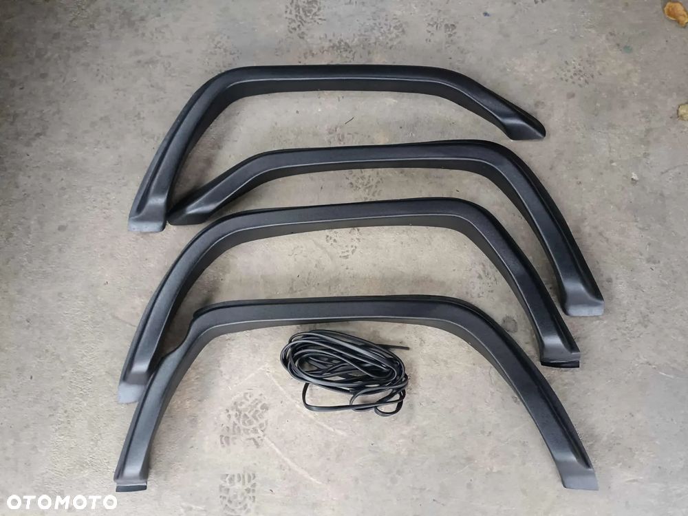 plastiki nakladki poszerzenia blotnikow nadkoli z wlokna szklanego listwy TOYOTA LAND CRUISER 70 73 LJ70 LJ73 J7 LC70 LC73 lc75 lc76 lj75 lj76 j70 j73 j75 j76 71 74 75 76 rj70 rj73 bj70 bj73 bj71