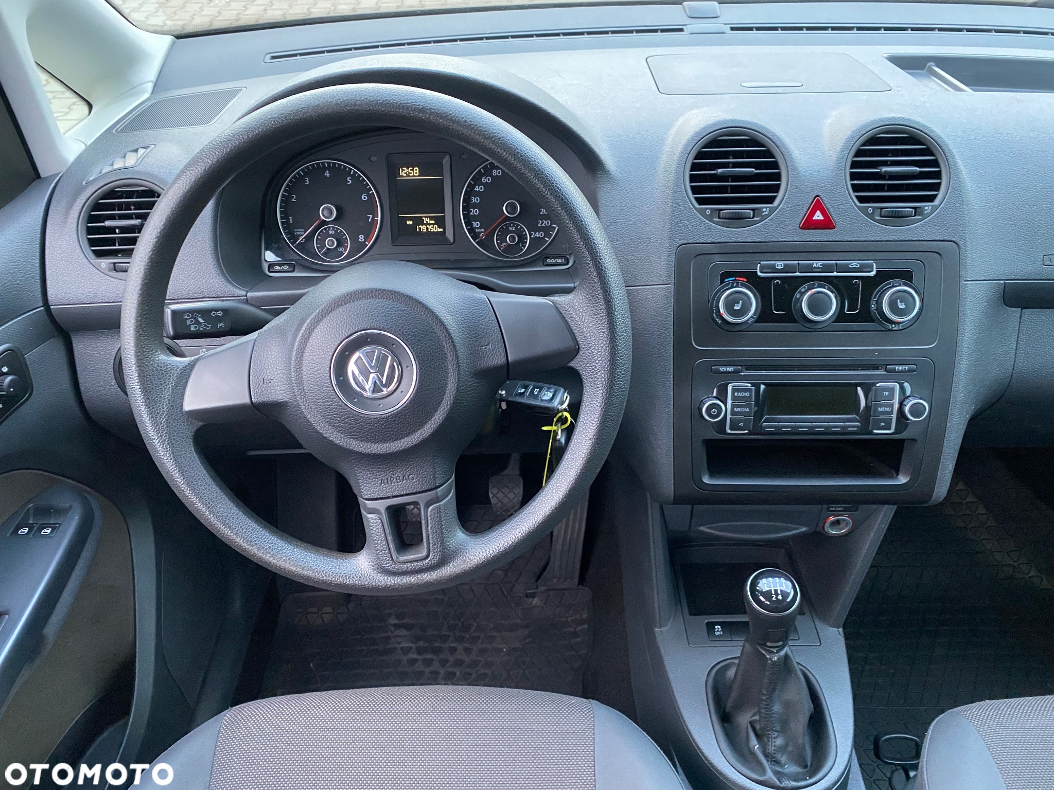 Volkswagen Caddy - 8