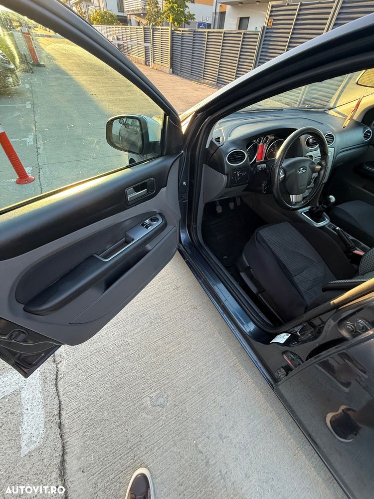 Ford Focus 1.6 TDCI 90 CP Trend - 10
