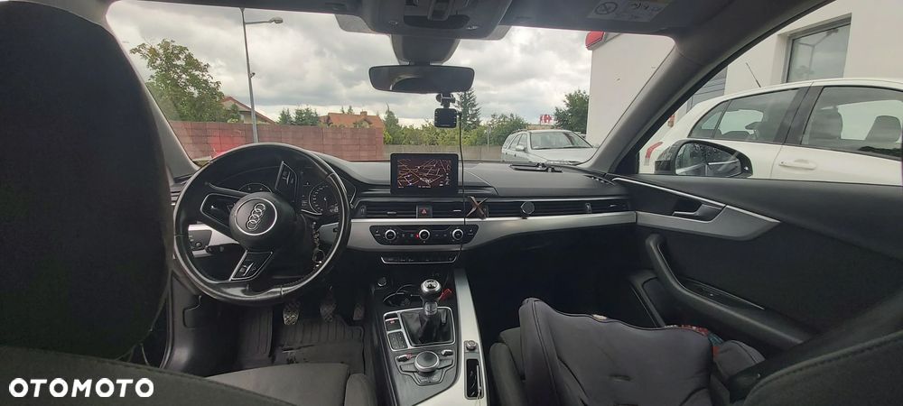 Audi A4 Avant 2.0 TDI DPF S line Sportpaket - 10