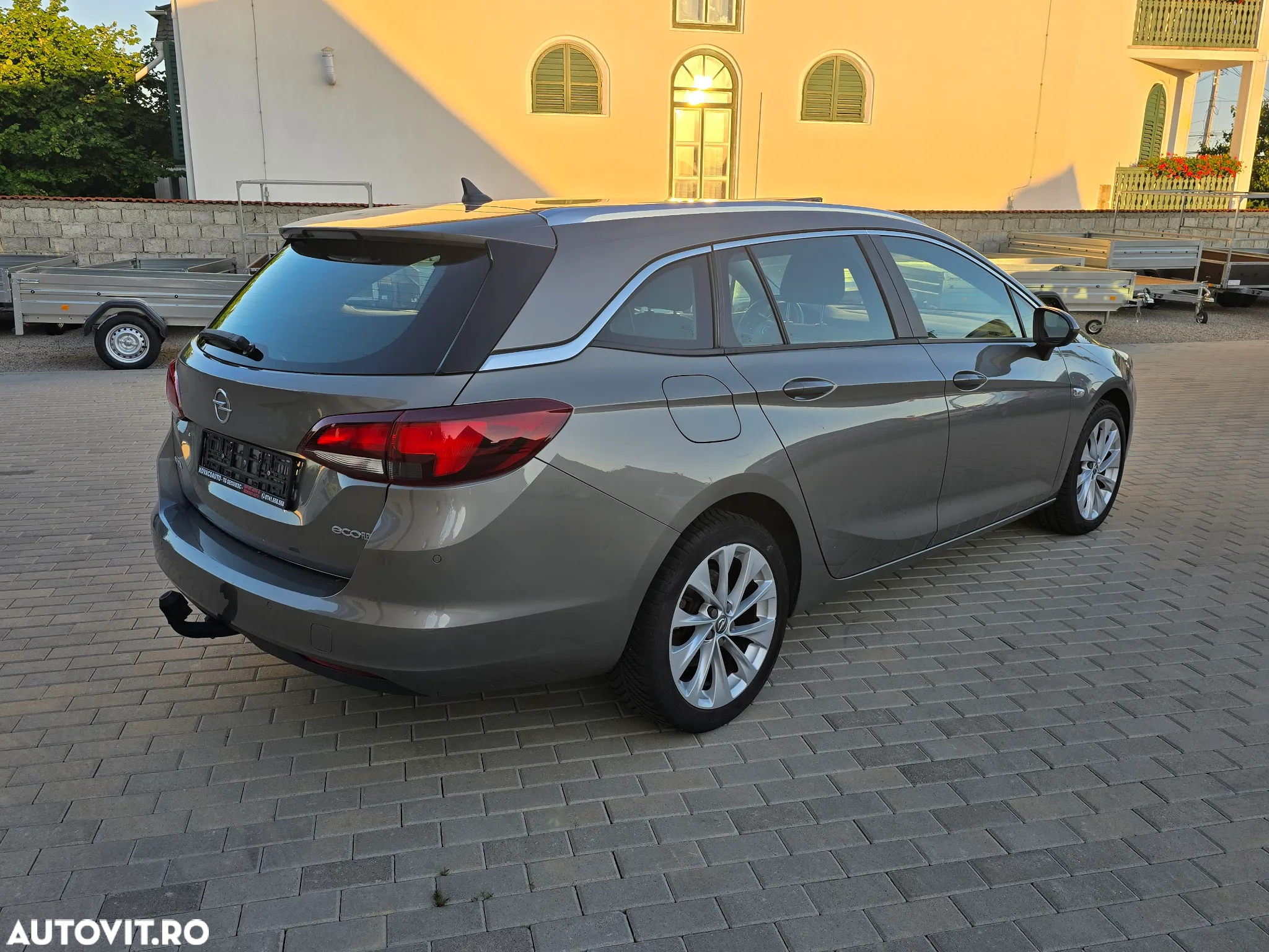 Opel Astra 1.6 CDTI DPF ecoFLEX Sports TourerStart/Stop Edition - 3