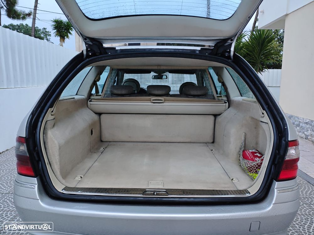 Mercedes-Benz E 220 CDi Avantgarde - 10