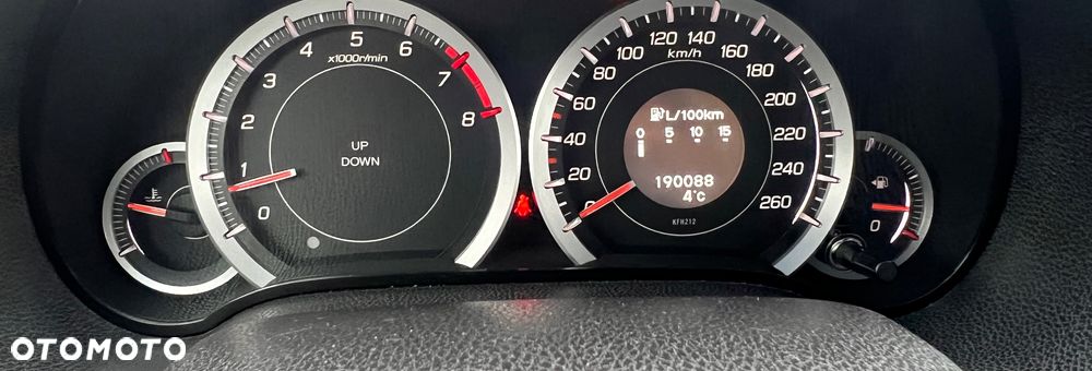 Honda Accord 2.0 Elegance Advantage - 19