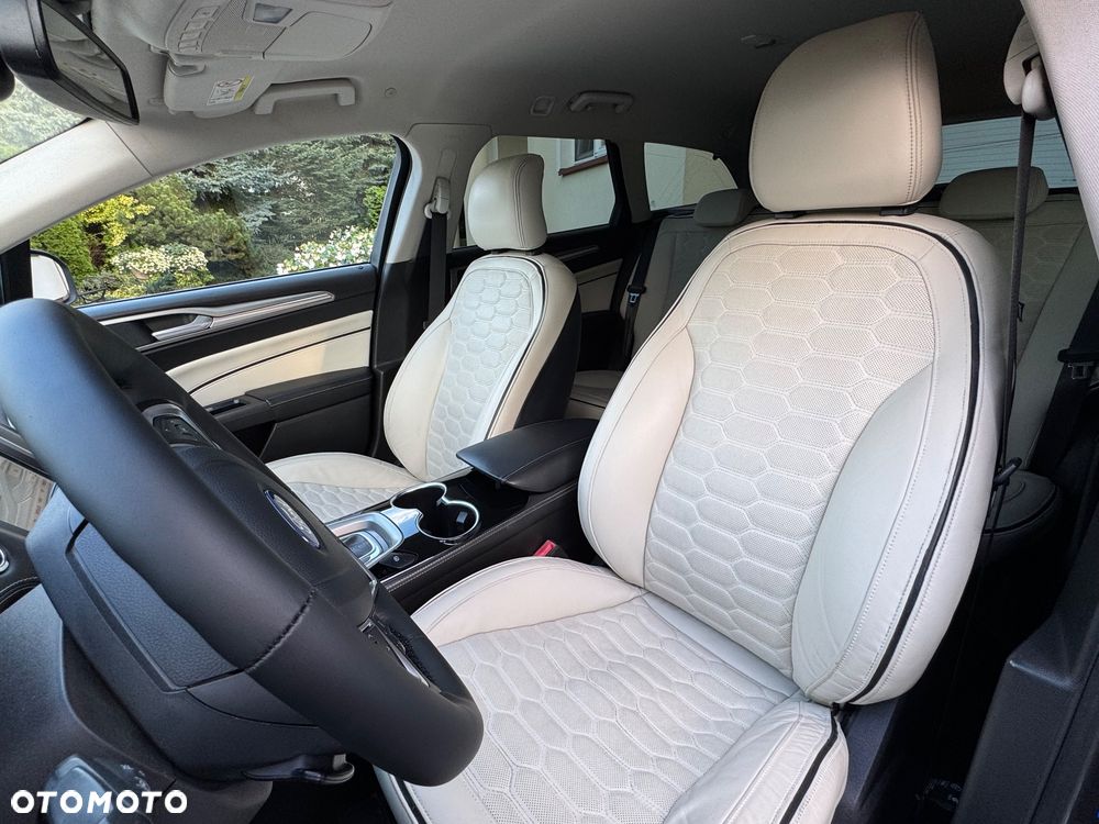 Ford Mondeo Vignale 2.0 TDCi PowerShift - 27