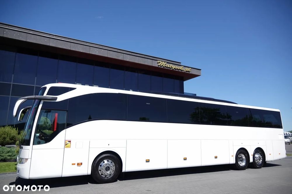 Mercedes-Benz TOURISMO /EURO 6 / SPROWADZONY / TURYSTYCZNY / AUTOMAT / BOGATE WYPOSAŻENIE / FOTELE LUX LINE/ - 2