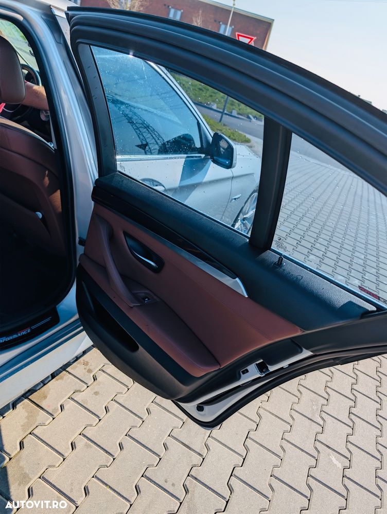 BMW Seria 5 520d Aut. - 10