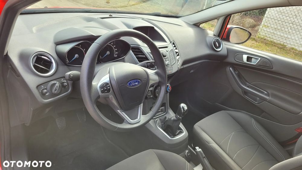 Ford Fiesta 1.25 Trend - 32