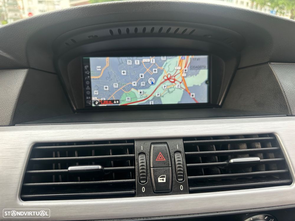 BMW 520 dA Executive - 28