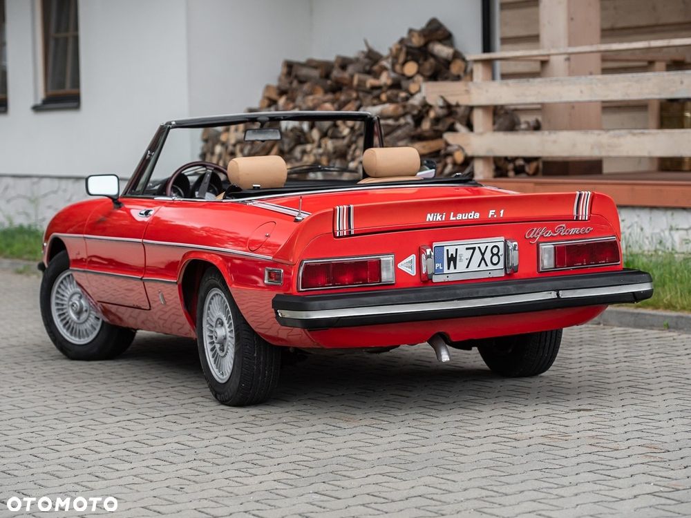 Alfa Romeo Spider - 9