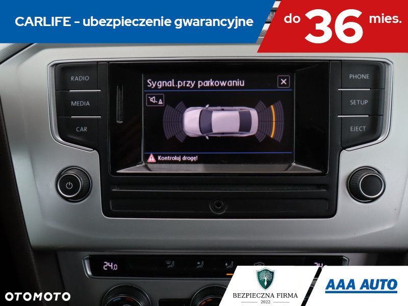 Volkswagen Passat - 19