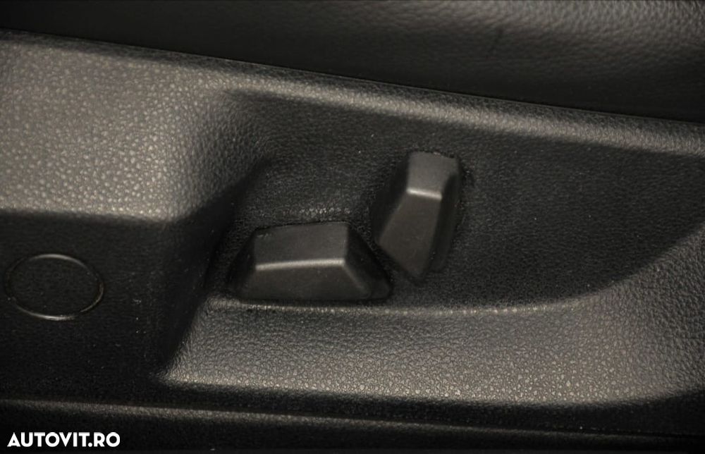 BMW Seria 5 2011 — imagine 34