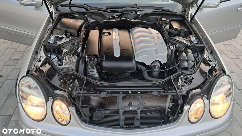Mercedes-Benz Klasa E - 20