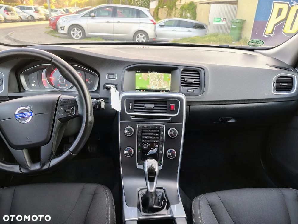 Volvo V60 D3 Linje Business - 9