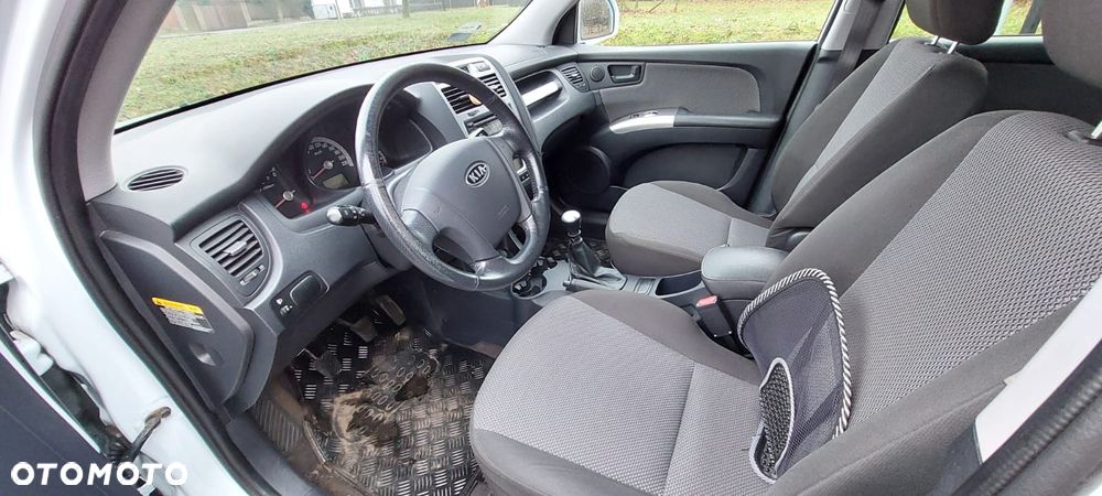 Kia Sportage 2.0 d Freedom - 12