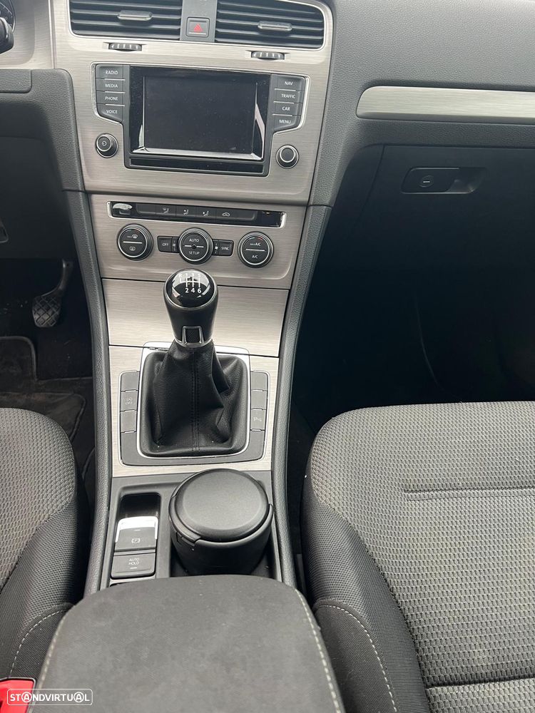 VW Golf 1.6 TDI BlueMotion Comfortline - 12