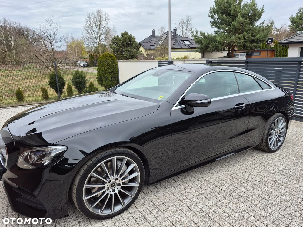 Mercedes-Benz Klasa E 300 9G-TRONIC AMG Line - 5